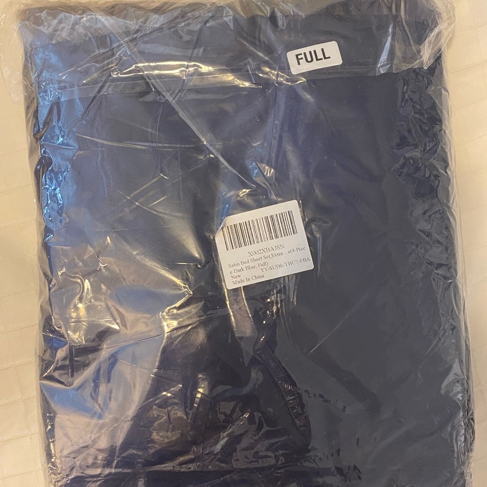 Satin bed sheet set 4 pieces